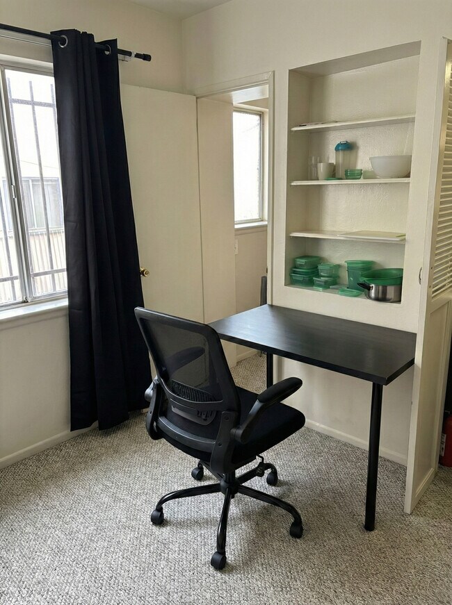 Building Photo - 945 Gayley, Inc