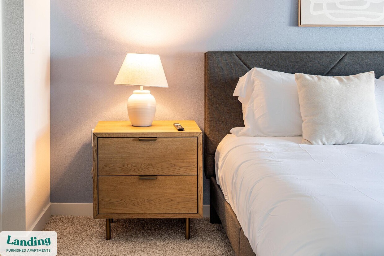 Foto principal - 1225 Utica Dr