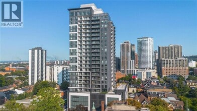 Building Photo - 15 Queen St S
