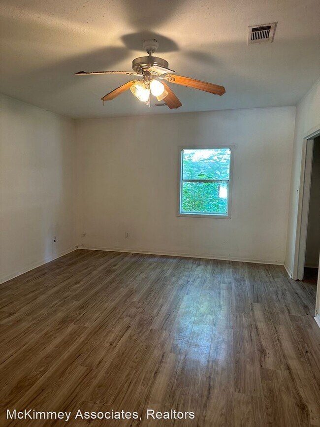 Foto del edificio - 3 br, 2 bath House - 1615 Pine Bluff A