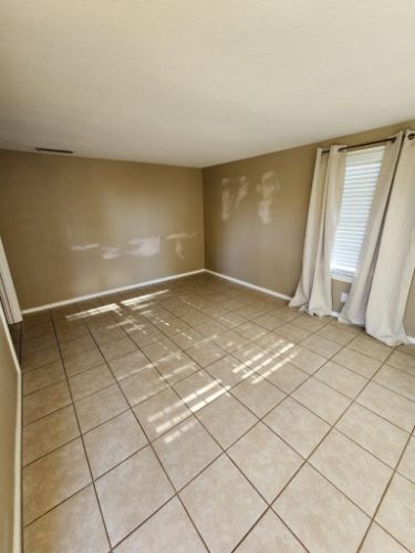 Building Photo - 602 Ruby Dr