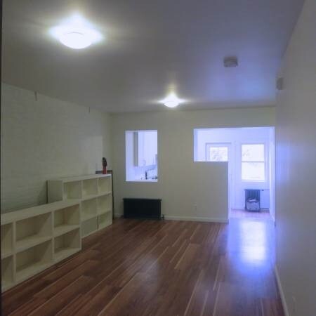 Primary Photo - 205 18th St