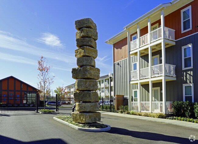 Apartment Building Entry south bluffs apartments rentals - memphis, tn | apartments Apartment Building Entry south bluffs apartments rentals - memphis, tn | apartments