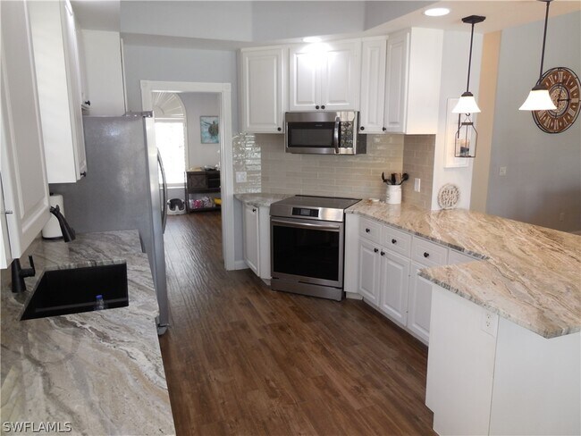 Foto del edificio - 5267 Hawkesbury Way