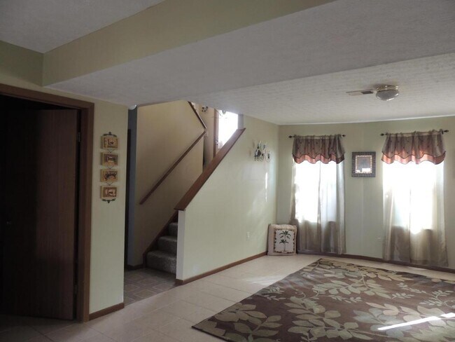 Foto del edificio - 2108 Carrollton Dr