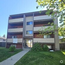 Building Photo - 10609 102 St