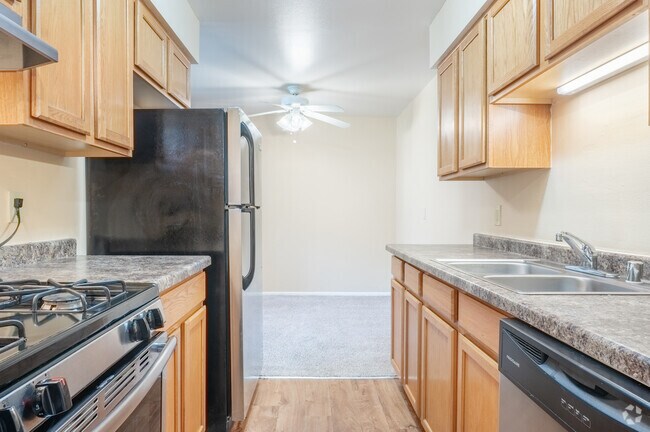 1 habitación, 1 baño - 720 pies cuadrados - Cocina - Kensington Pointe