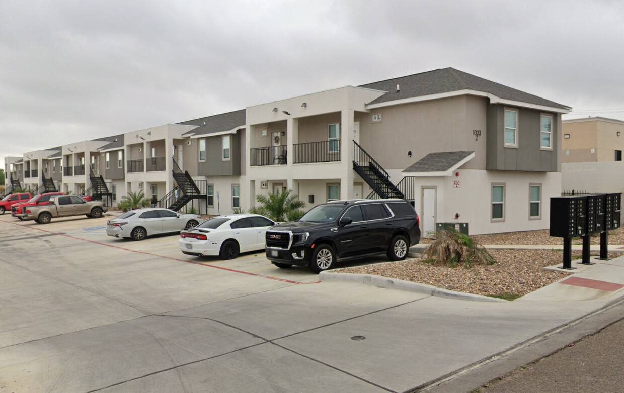 Primary Photo - Emerald Valley Apartments