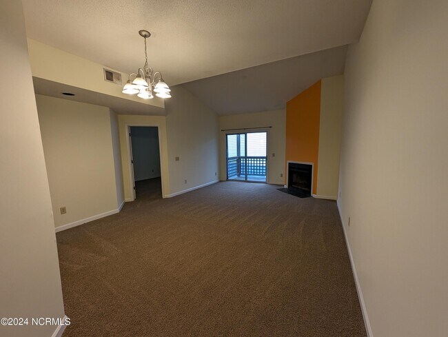 Building Photo - 4230 Wilshire Blvd