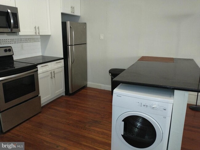 Foto del edificio - 6845 Germantown Ave