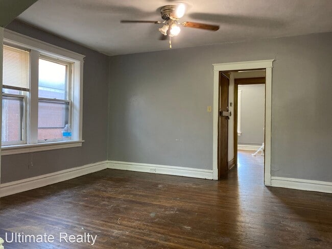 Building Photo - 2 br, 1 bath House - 3332 Aubert Ave.  Unit A
