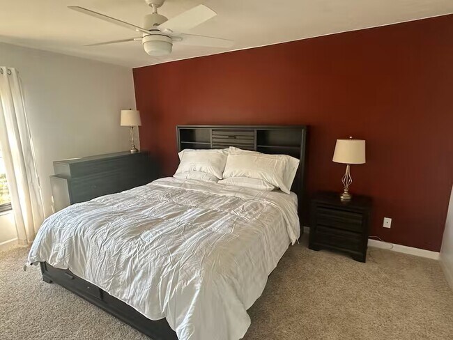 Foto del edificio - 5625 Trailwinds Dr