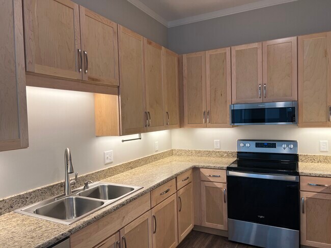 Cocina impresionante - 201 E Innes St