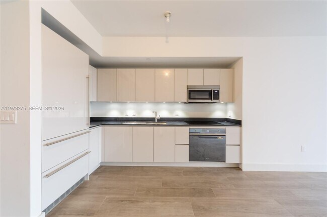 Foto del edificio - 1010 Brickell Ave