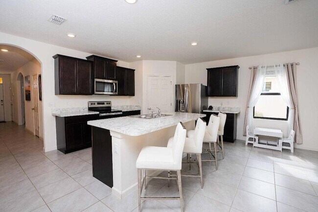 Foto del edificio - 5322 Delight Dr