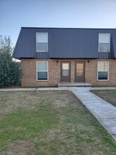 Building Photo - 513 N 14th St
