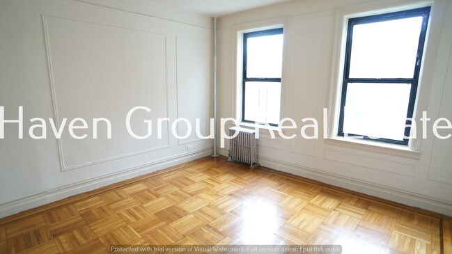 Building Photo - 2825 Grand Concourse