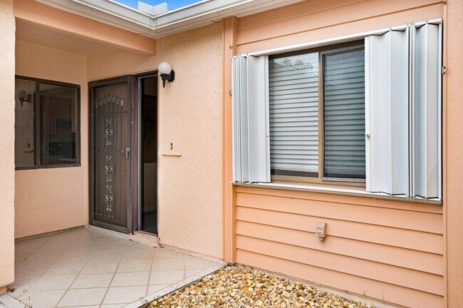 Building Photo - 253 Forecast Ln