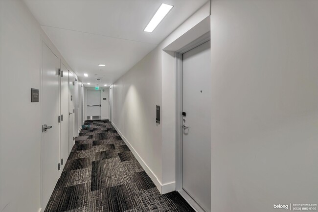 Building Photo - 1075 Market St