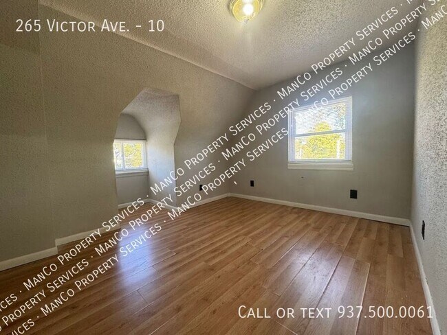 Foto del edificio - 265 Victor Ave