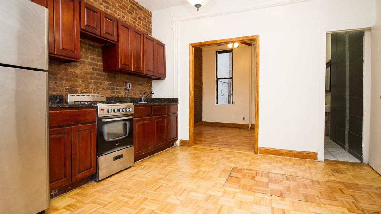 Primary Photo - 294 Willoughby Ave