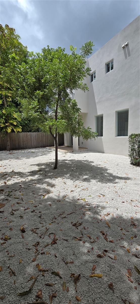 Foto del edificio - 3790 Oak Ave