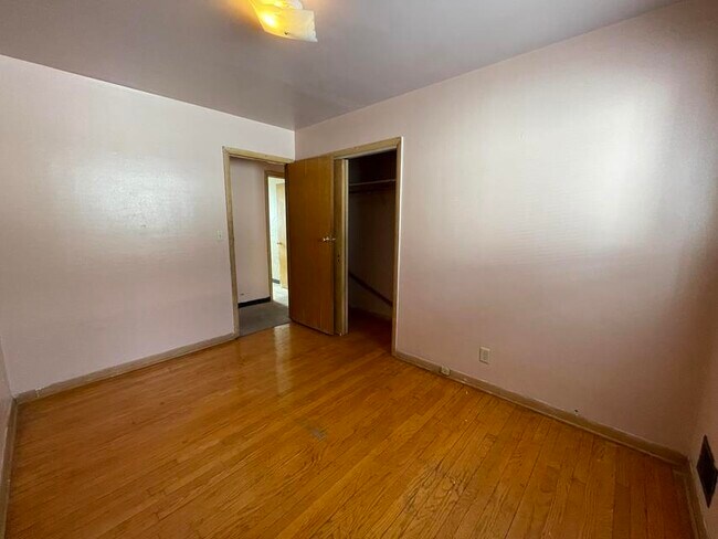 Foto del edificio - 4909 N 50th St