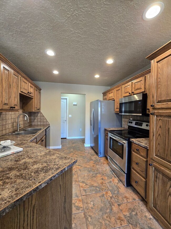Foto del edificio - 4224 Sandstone Dr
