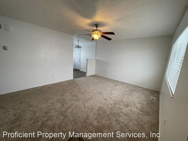 Foto del edificio - 3 br, 1 bath House - 1166 Natalie St