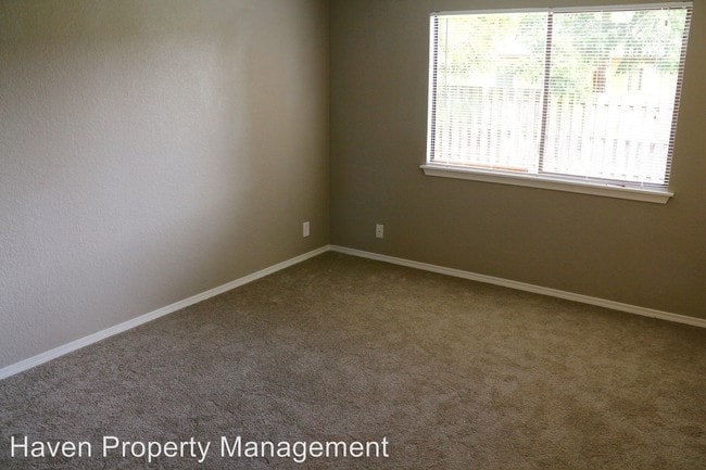 Building Photo - 25030 110th Pl SE