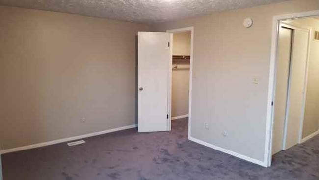 Building Photo - 1666 Stonegate Dr