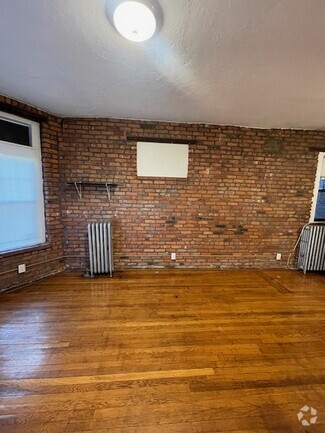 Building Photo - 1423 Commonwealth Ave