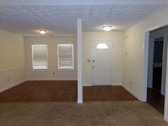 Foto del edificio - Just minutes from Cherry Point MCAS