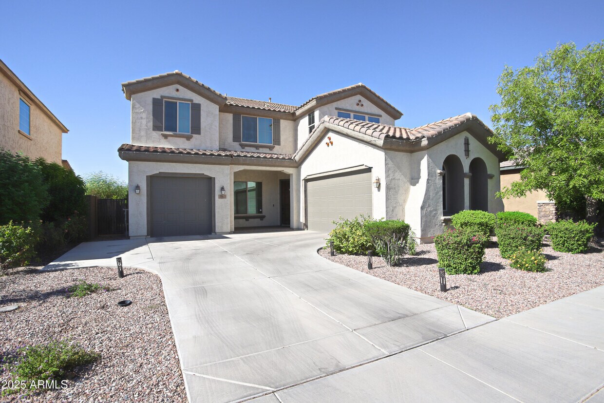 Foto principal - 1943 E Canyon Way