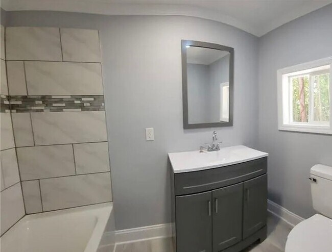 Foto del edificio - Charming 3BR House in Shelby
