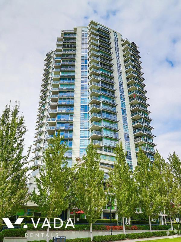 Building Photo - 638 Beach Crescent