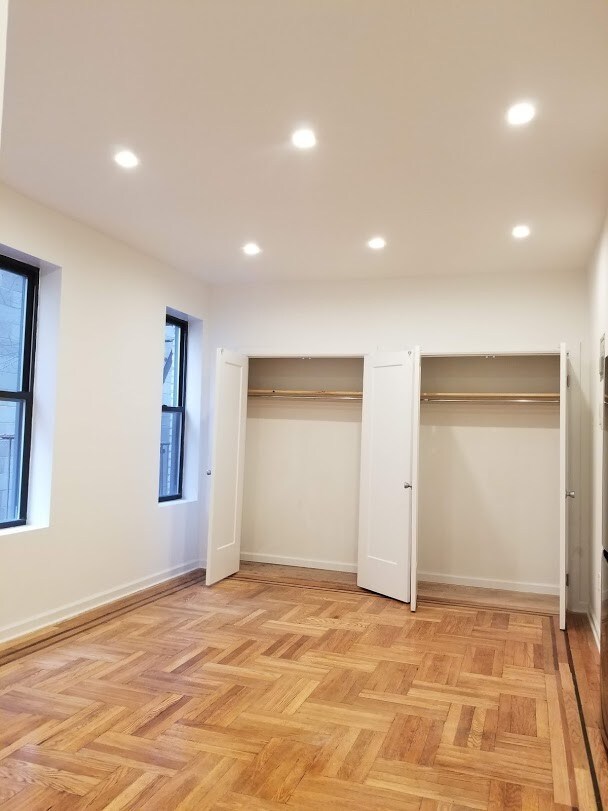 Foto principal - 537 Clinton Ave