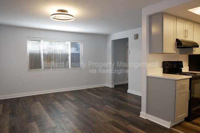 Foto del edificio - 6116 22nd Ave NW