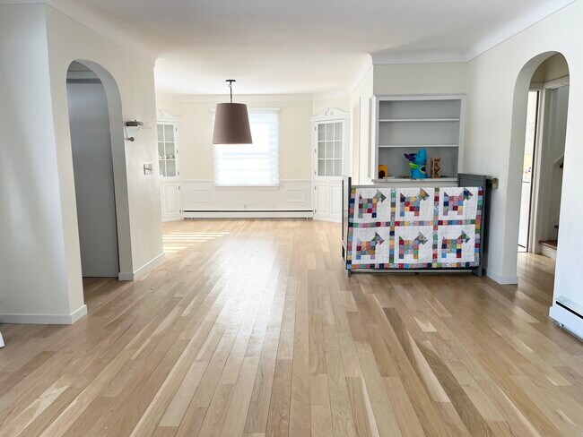 Sala de estar/Comedor - 5636 Oakland Dr