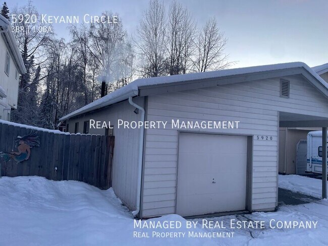 Foto del edificio - 5920 Keyann Cir