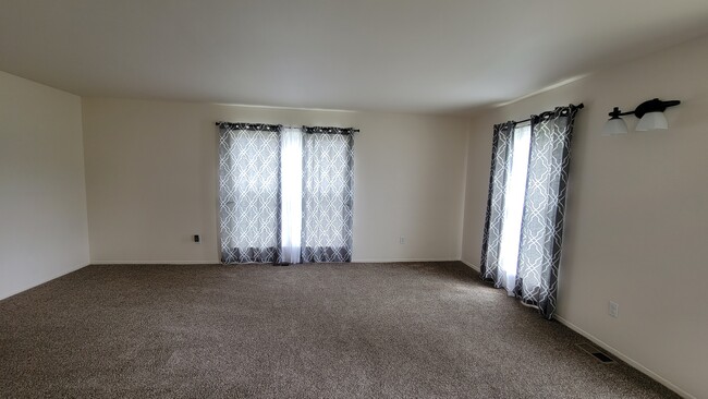 Foto del edificio - 37063 Brynford Dr
