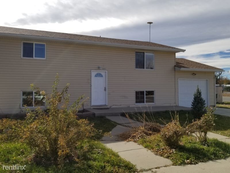 Foto principal - 4 br, 2 bath House - 3602 E 88th Circle S.