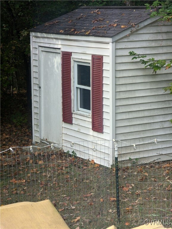 Building Photo - 2229 Gardners Rd