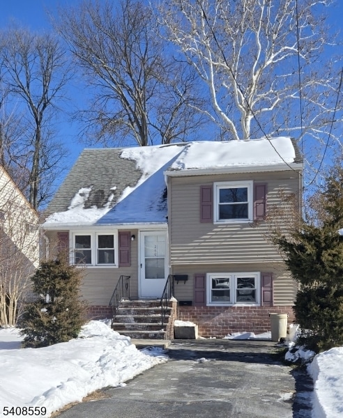 Building Photo - 260 Everett Rd