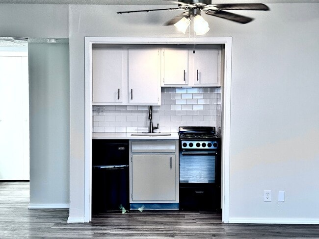 Interior Photo - The Regency Apartments