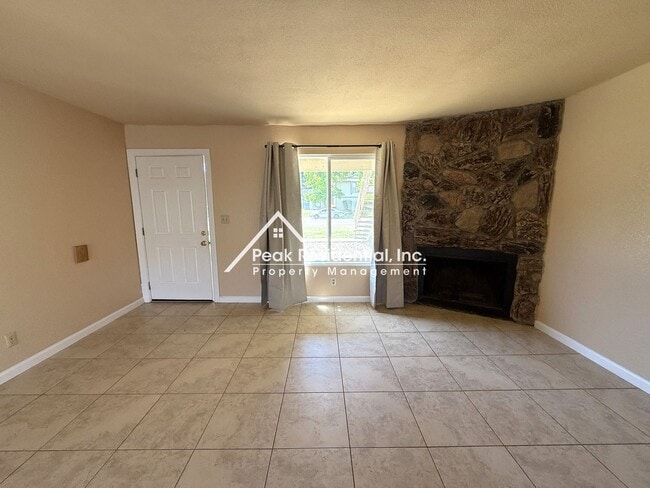 Foto del edificio - 8907 Rancho Grande Ct