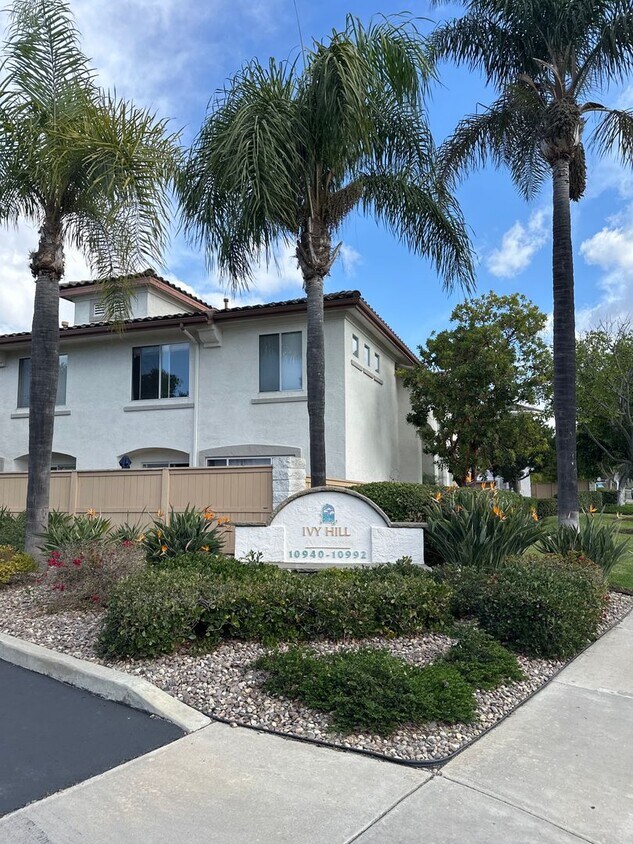 SCRIPTS RANCH-FULLY REMODELED 2 BED, 2.5 BATH - AVAILABLE NOW! - SCRIPTS RANCH-FULLY REMODELED  2 BED, 2.5 BATH - AVAILABLE NOW!