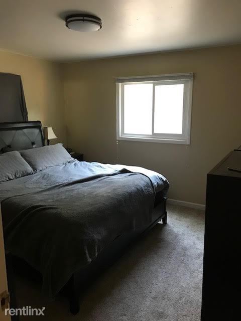 Foto del edificio - 3 br, 1 bath House - 1171 Clarendon Street