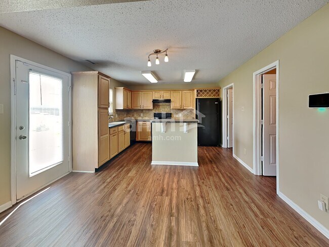 Foto del edificio - 6765 W Littleton Dr