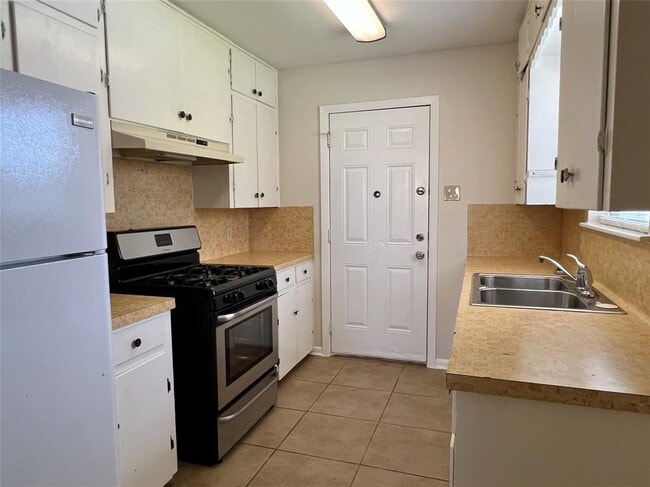 Building Photo - 3114 Hunt Trail